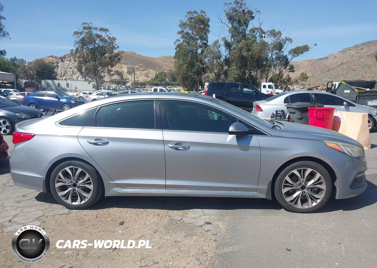 2015 Hyundai Sonata Limited 2.0T VIN:5NPE34AB3FH117135 - 13