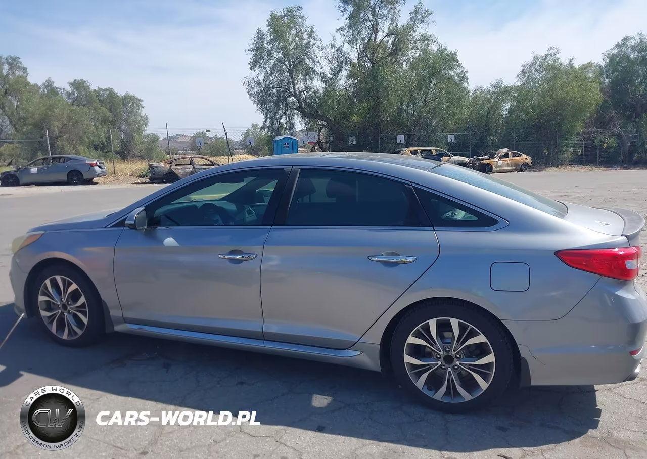 2015 Hyundai Sonata Limited 2.0T VIN:5NPE34AB3FH117135 - 14