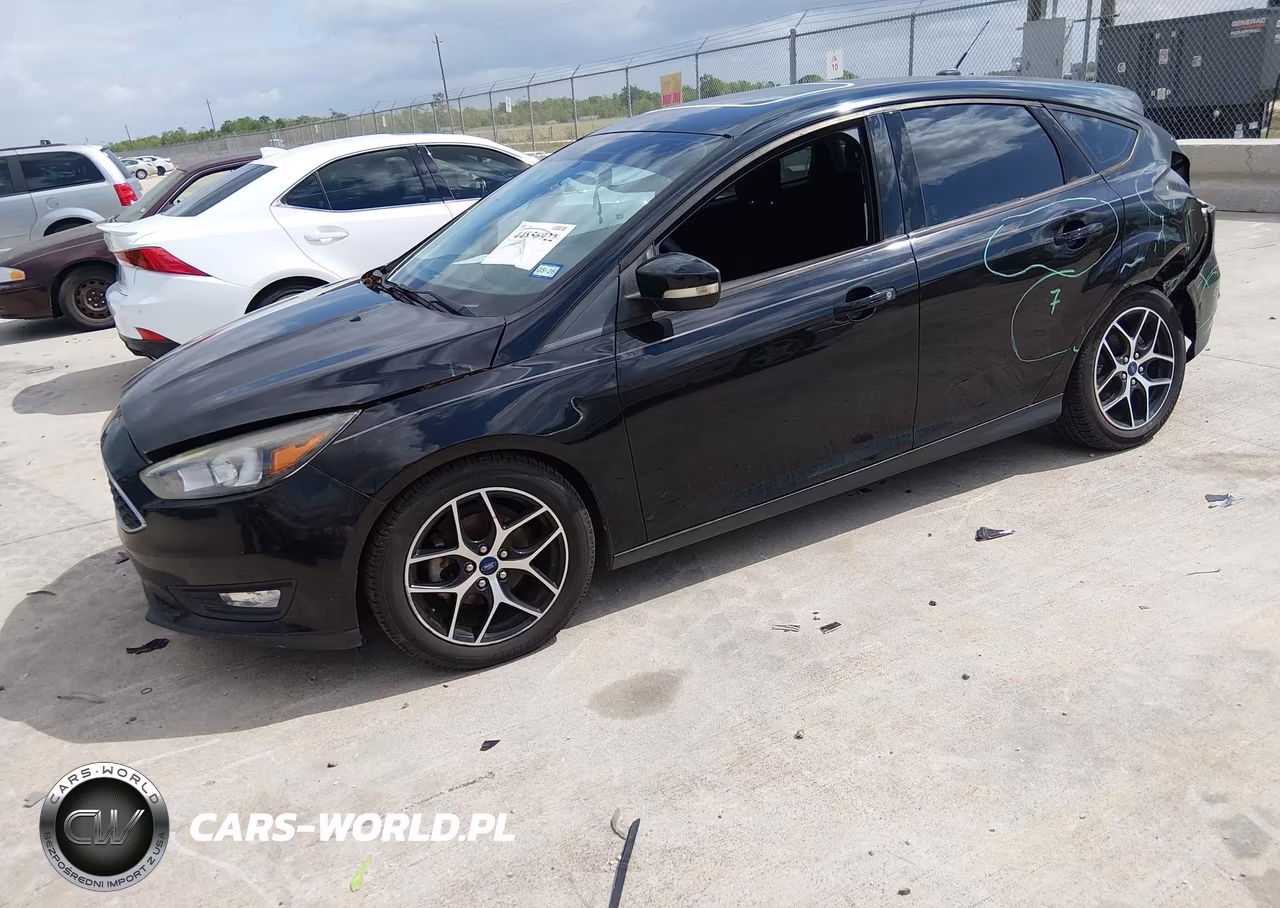 2017 Ford Focus Sel VIN:1FADP3M26HL269842 - 2