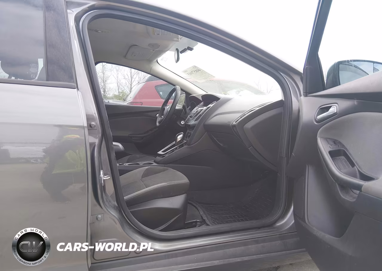 2012 Ford Focus Se VIN:1FAHP3K22CL354545 - 5