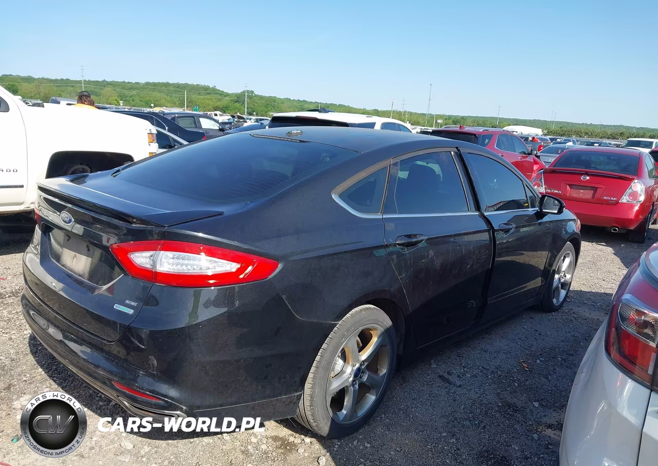2015 Ford Fusion Se VIN:3FA6P0H9XFR268559 - 4