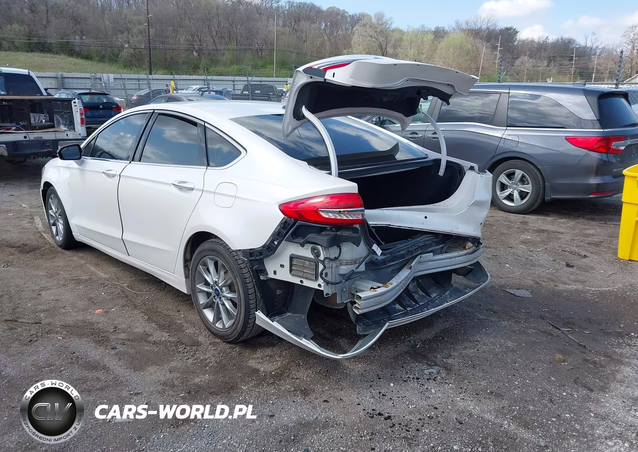 2017 Ford Fusion Se VIN:3FA6P0HD1HR378245 - 3