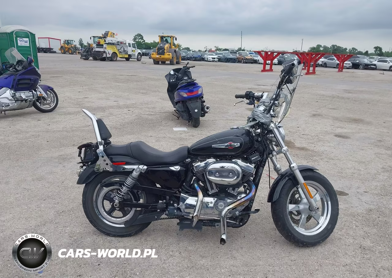 2016 Harley-Davidson Xl1200 C VIN:1HD1CT31XGC410250 - 11