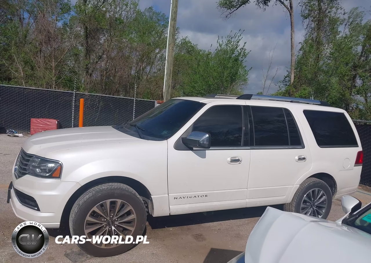 2015 Lincoln Navigator VIN:5LMJJ2JT3FEJ03245 - 14