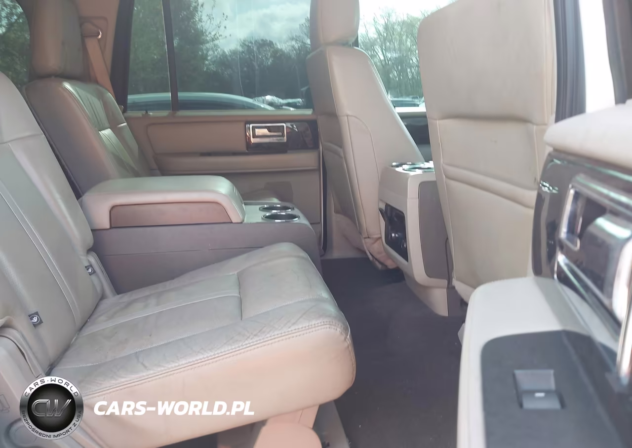 2015 Lincoln Navigator VIN:5LMJJ2JT3FEJ03245 - 8