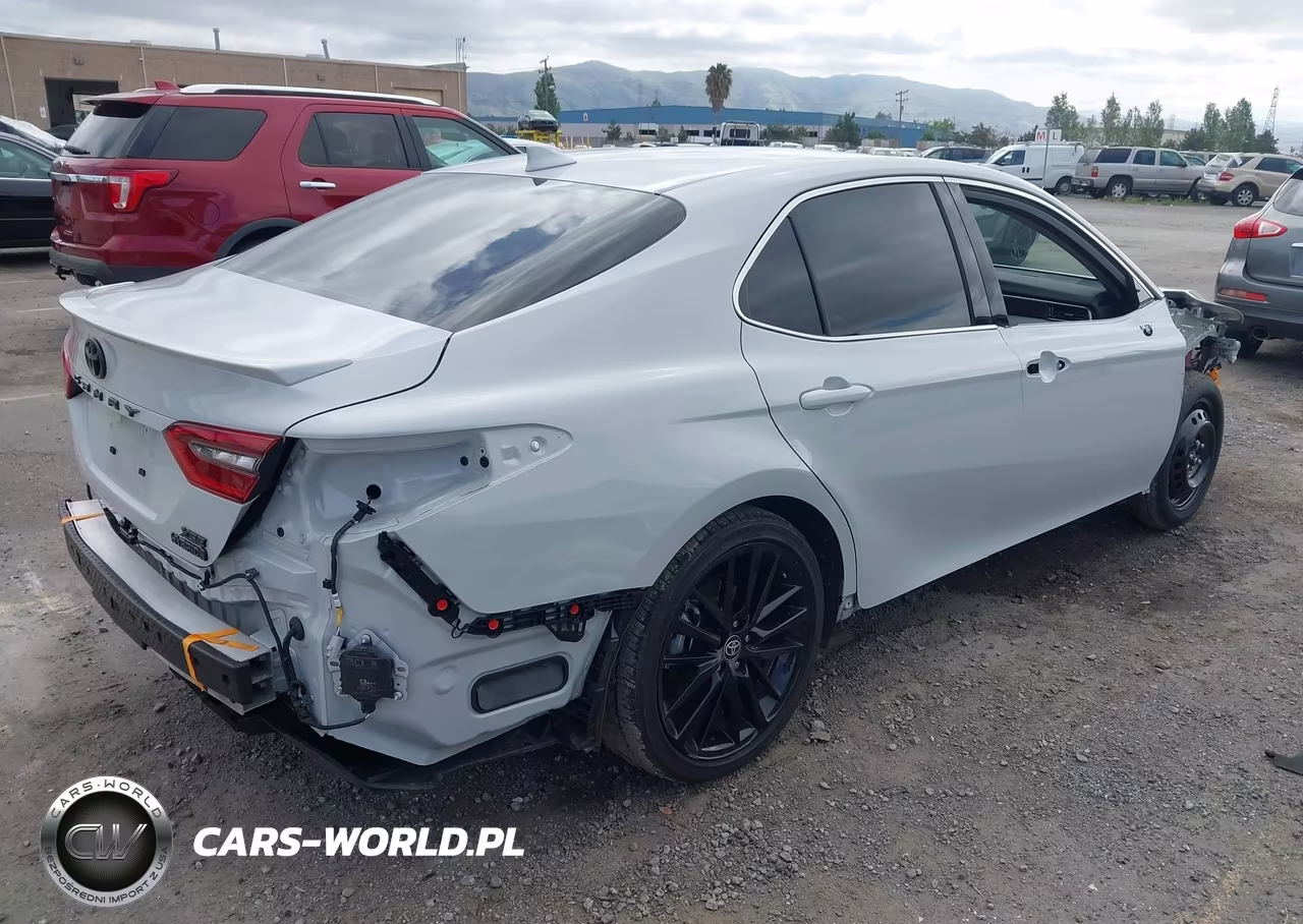 2024 Toyota Camry Hybrid Xse VIN:4T1K31AKXRU078633 - 4