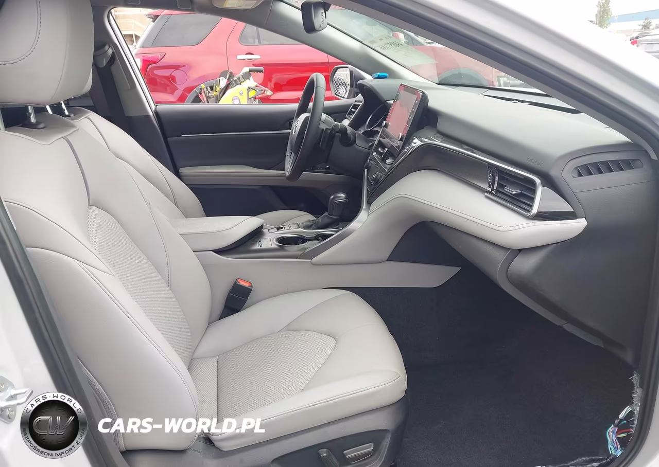 2024 Toyota Camry Hybrid Xse VIN:4T1K31AKXRU078633 - 5