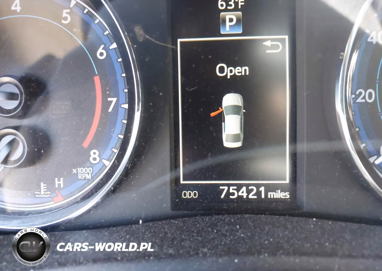 2018 Toyota Corolla Xle VIN:5YFBURHE4JP824043 - 15