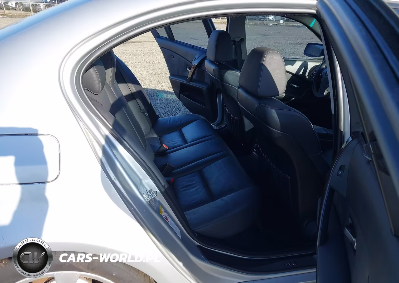 2005 BMW 545I VIN:WBANB33525CN65054 - 8