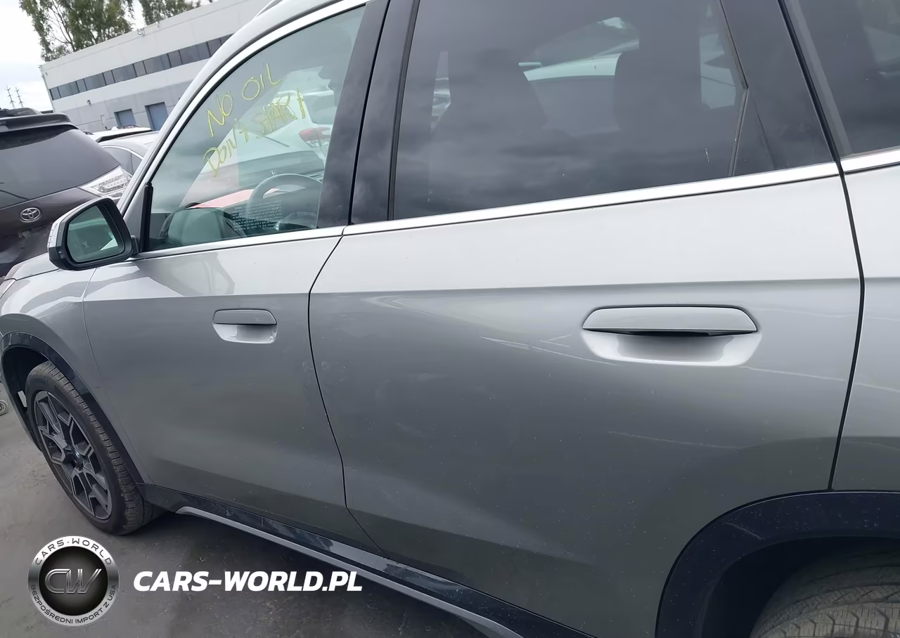 2025 BMW X1 xDrive28I VIN:WBX73EF03S5158478 - 15
