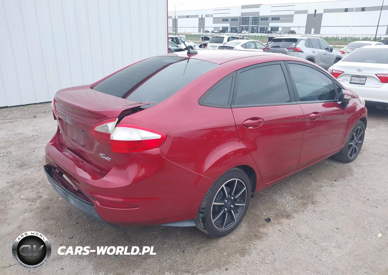 2016 Ford Fiesta Se VIN:3FADP4BJ8GM123472 - 4