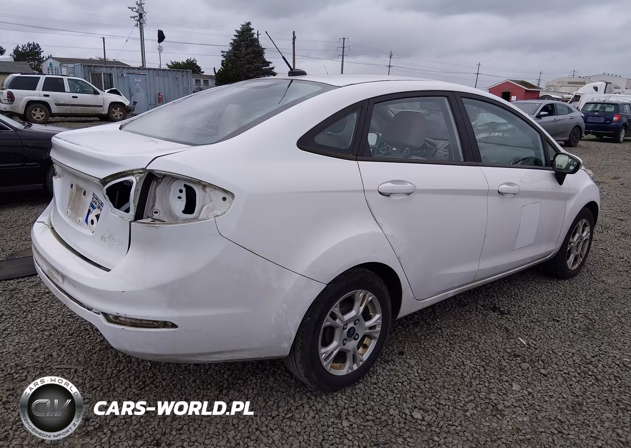 2015 Ford Fiesta Se VIN:3FADP4BJ7FM159264 - 4