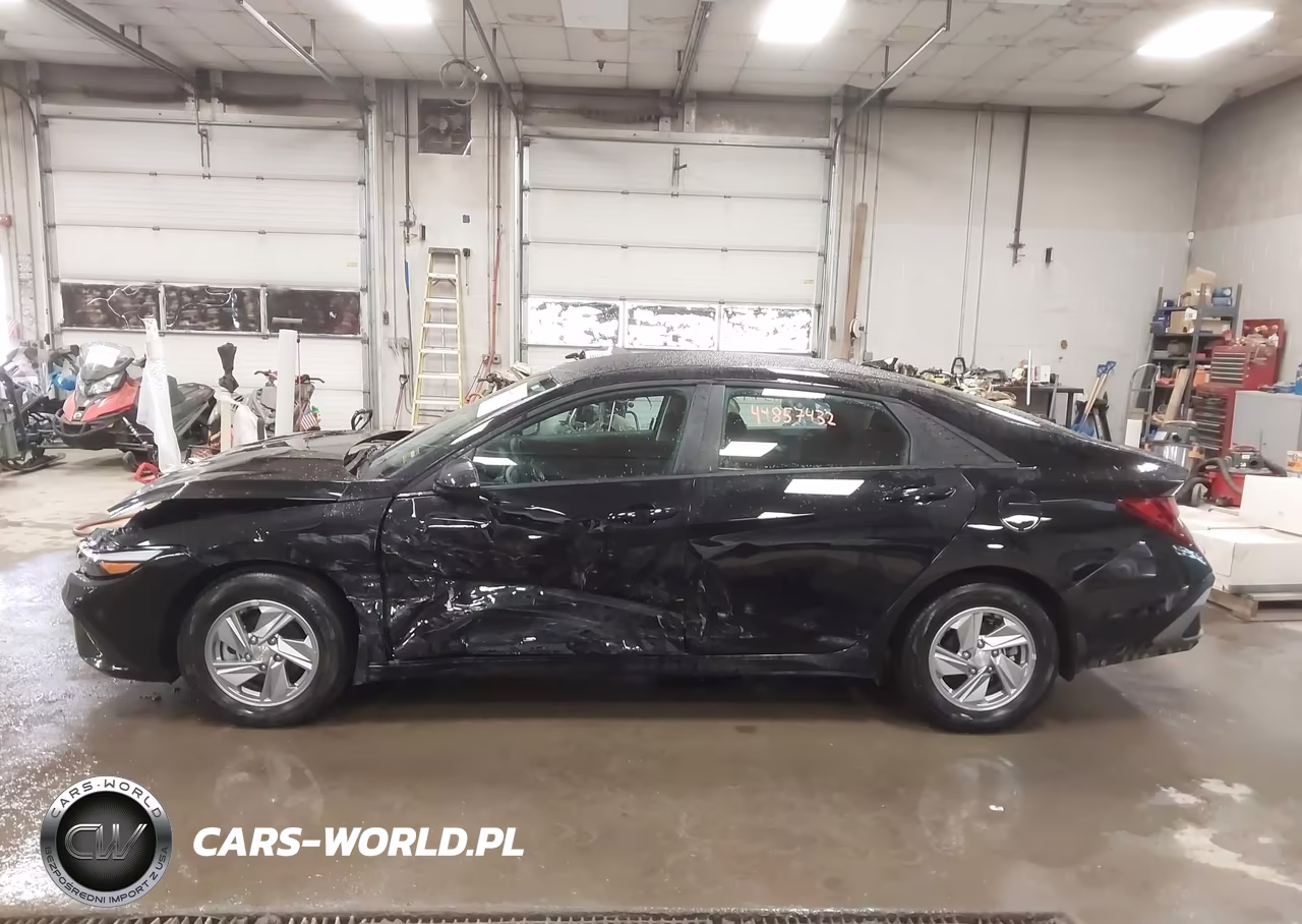 2025 Hyundai Elantra Se VIN:KMHLL4DG4SU087640 - 15