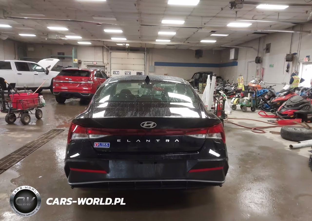 2025 Hyundai Elantra Se VIN:KMHLL4DG4SU087640 - 17