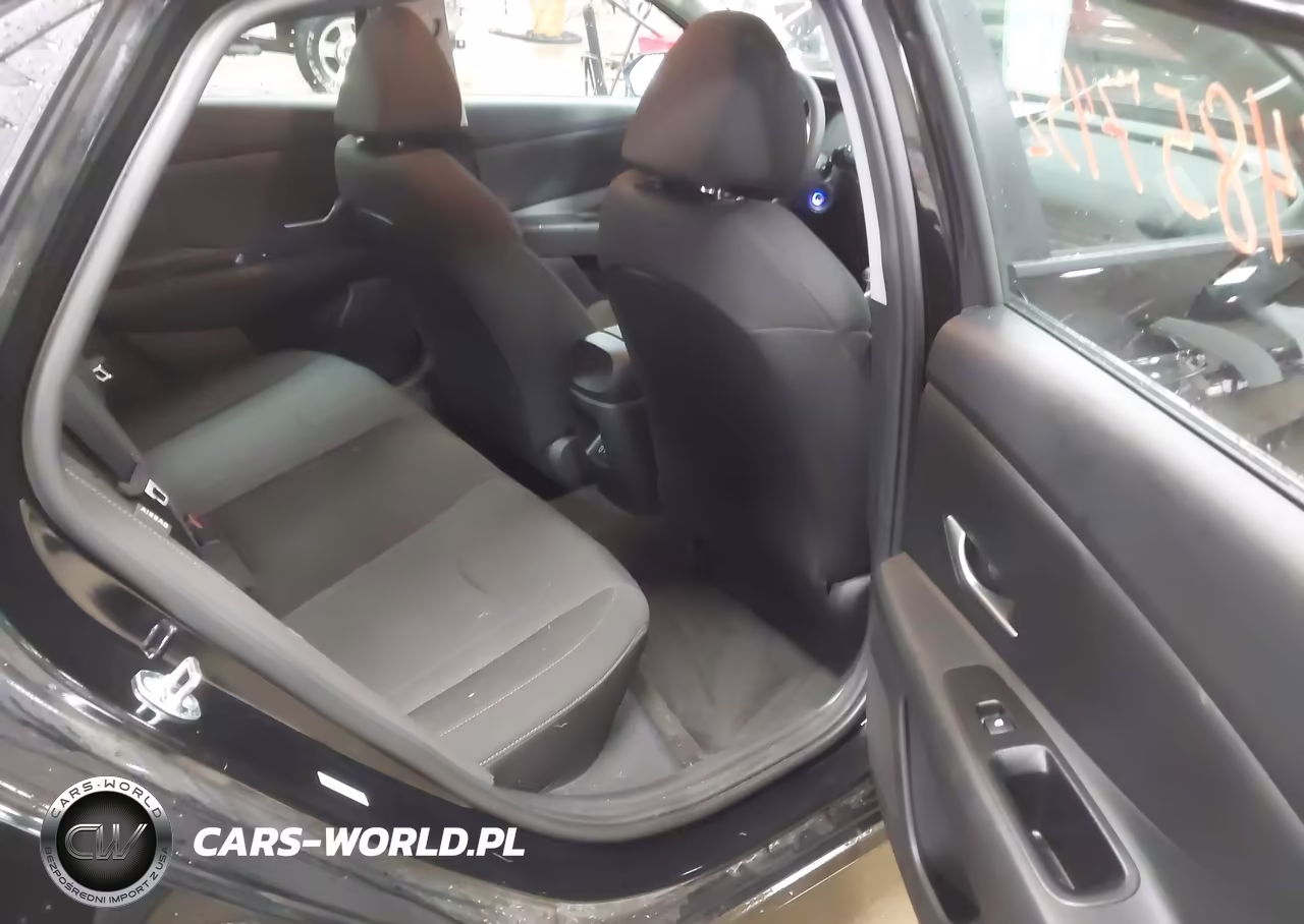 2025 Hyundai Elantra Se VIN:KMHLL4DG4SU087640 - 8