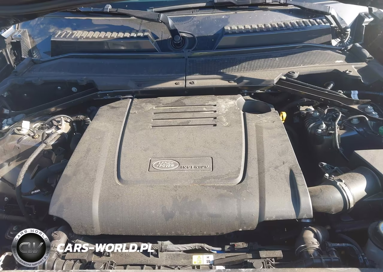 2025 Land Rover Defender 110 P300 VIN:SALEJ7EX5S2374508 - 10