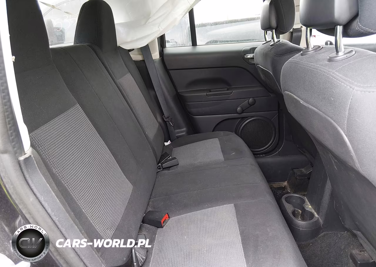 2015 Jeep Patriot Sport VIN:1C4NJRBB1FD240472 - 8