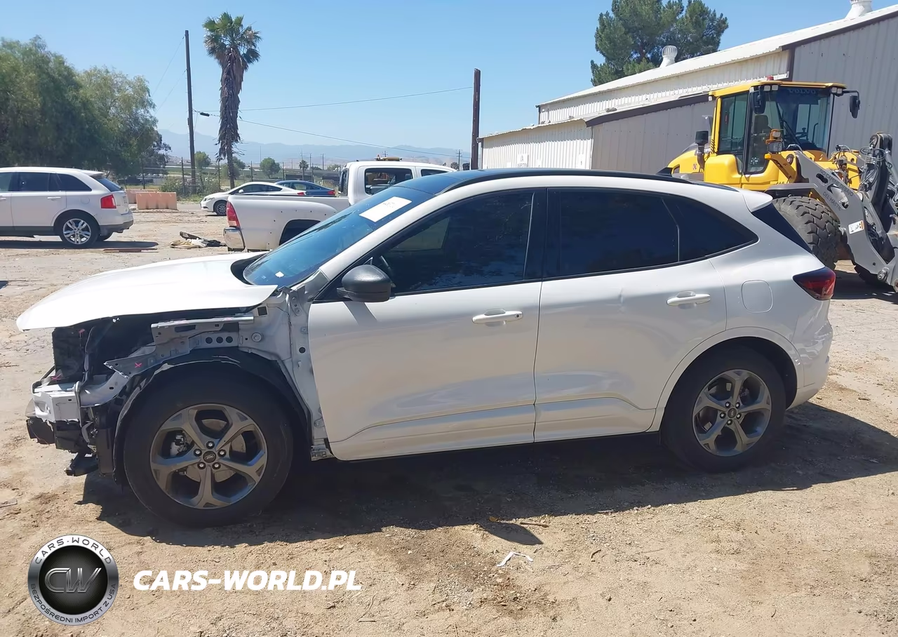 2024 Ford Escape St-Line VIN:1FMCU0MN6RUA04272 - 15