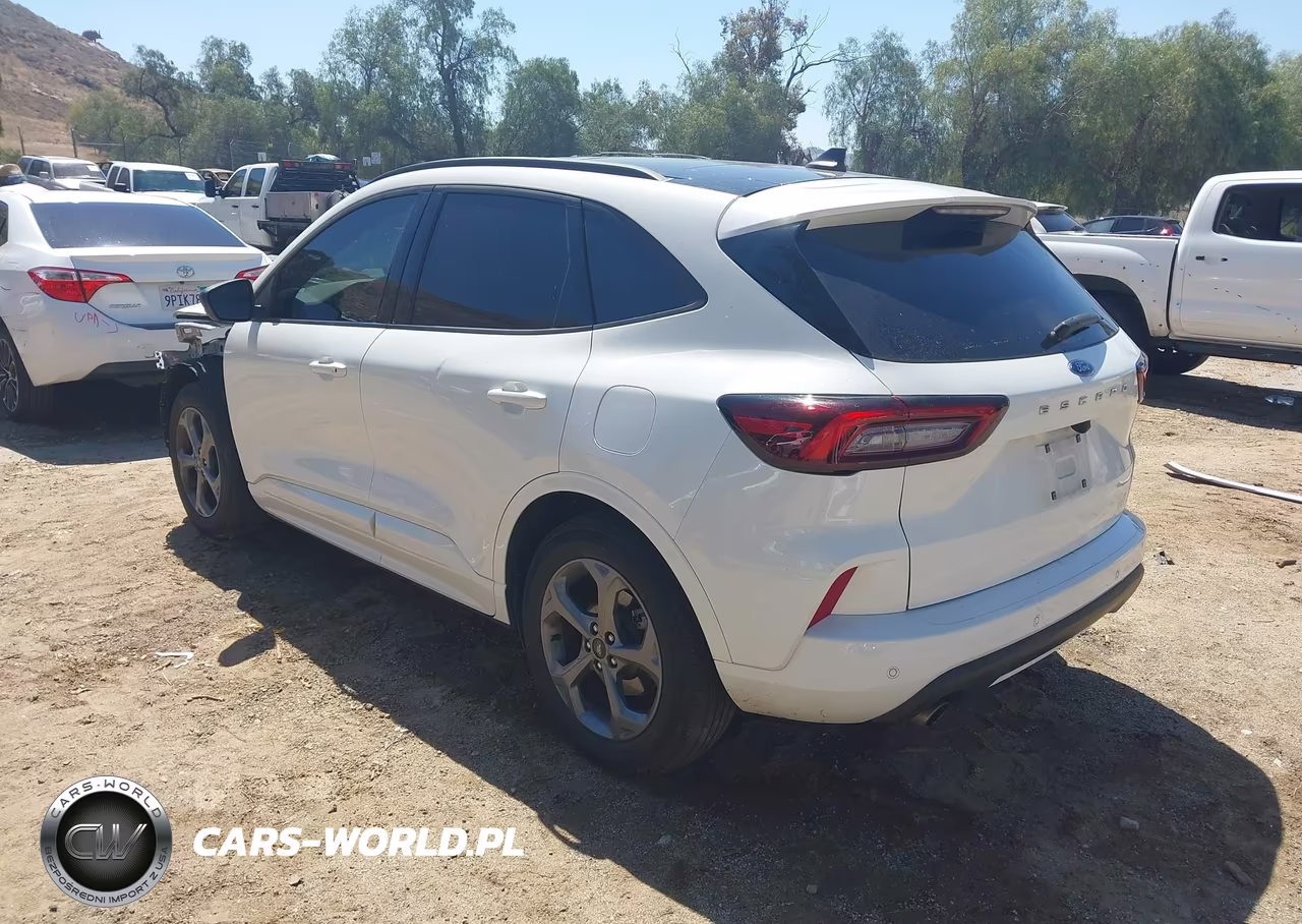 2024 Ford Escape St-Line VIN:1FMCU0MN6RUA04272 - 3