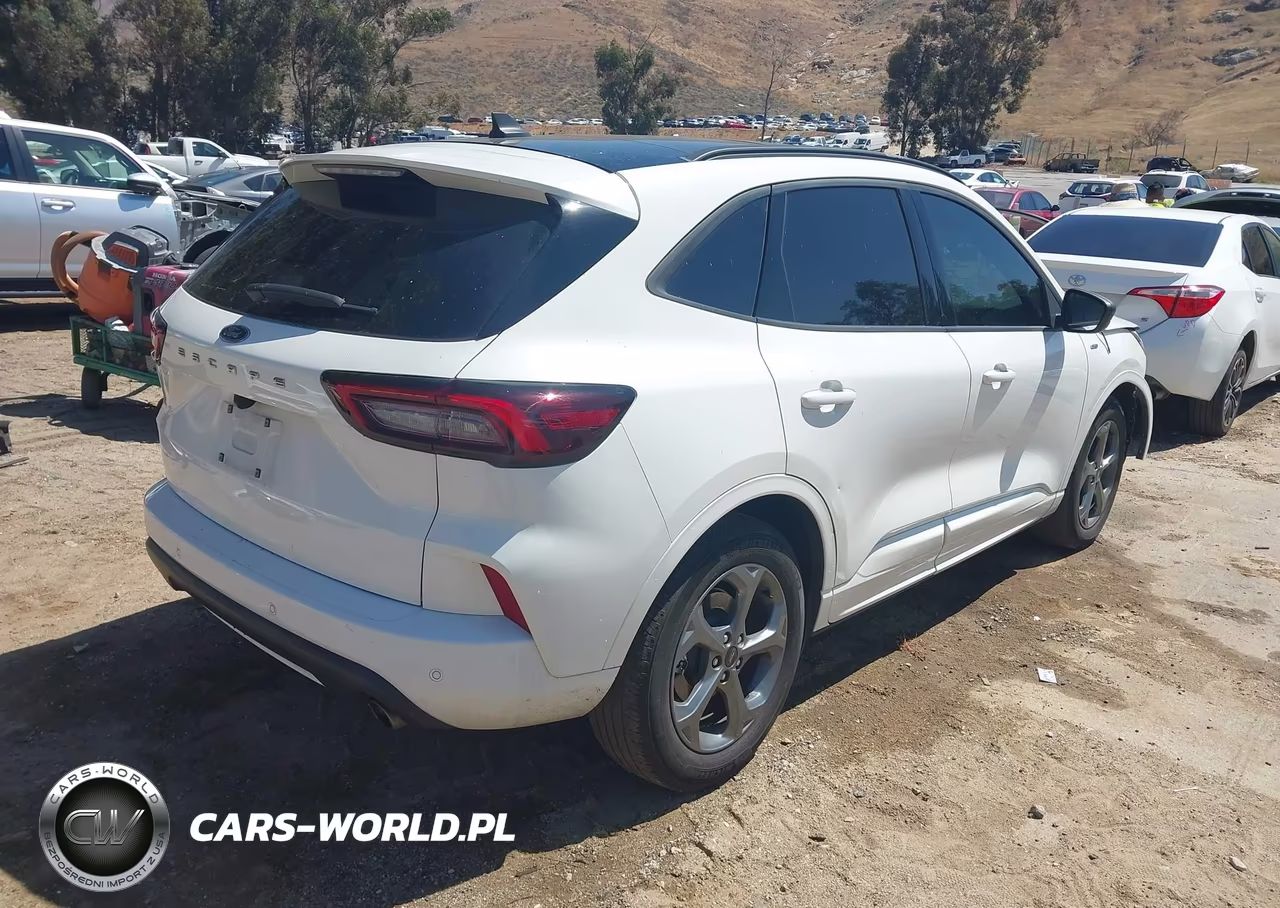 2024 Ford Escape St-Line VIN:1FMCU0MN6RUA04272 - 4