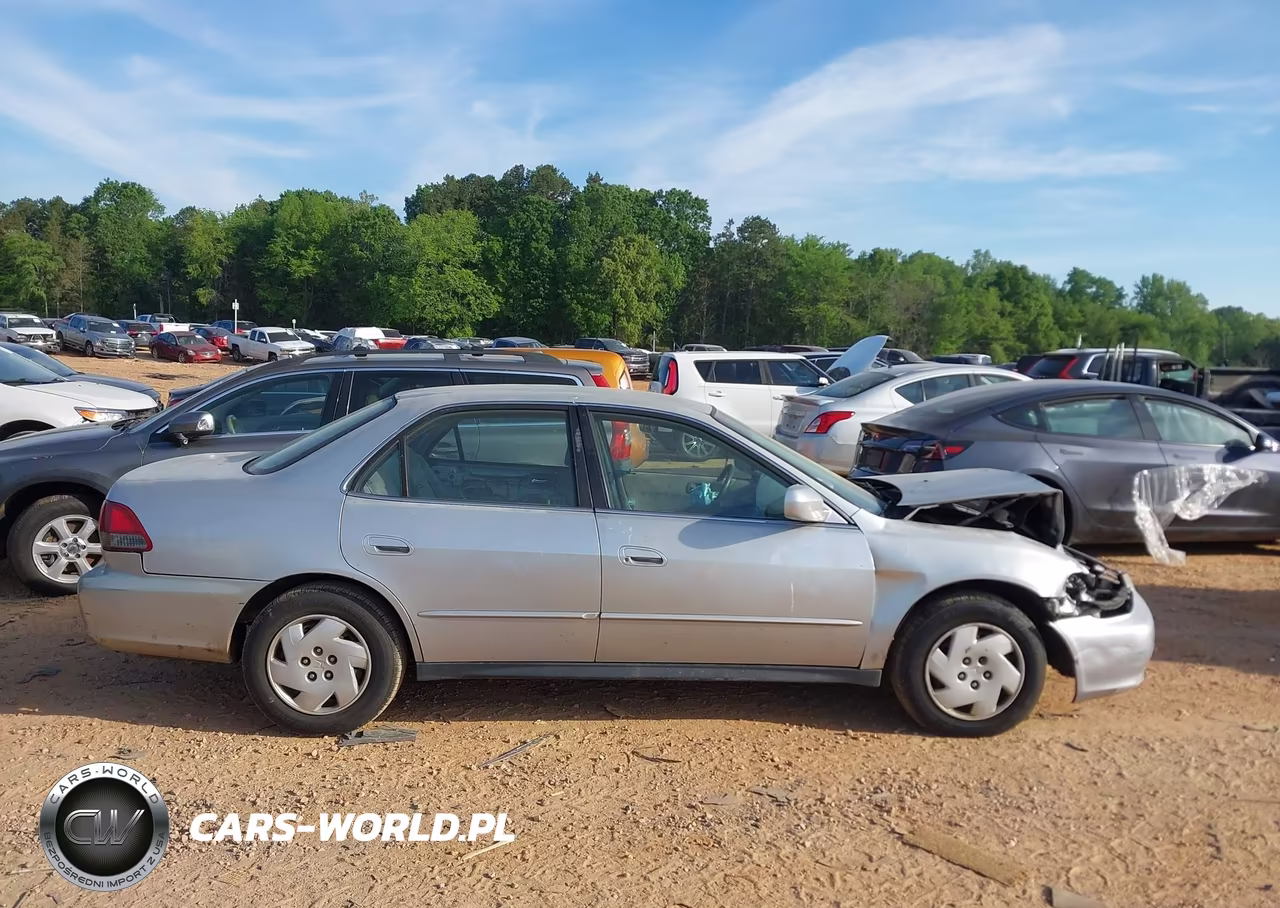 2001 Honda Accord 3.0 Lx VIN:1HGCG16481A069346 - 13