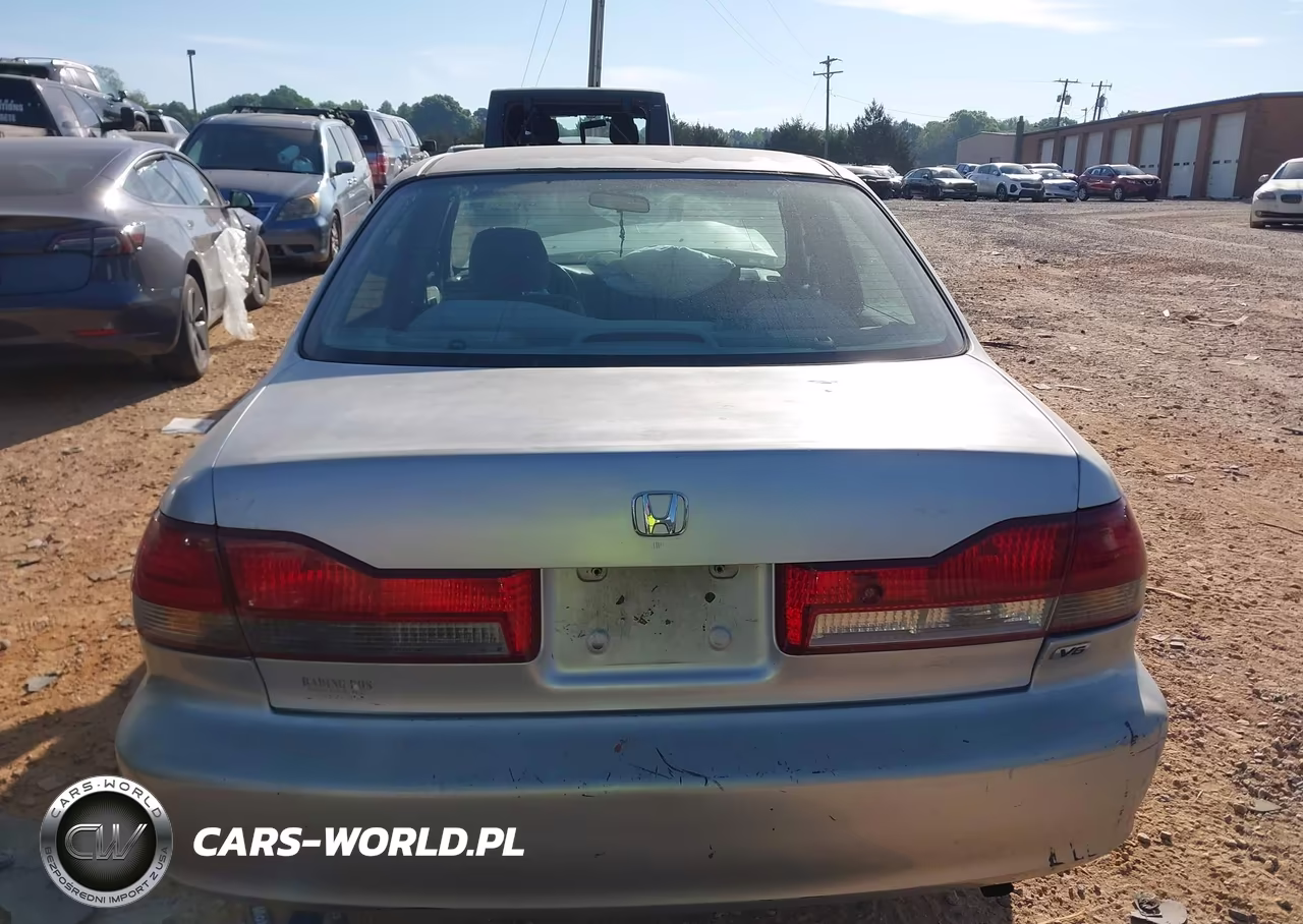 2001 Honda Accord 3.0 Lx VIN:1HGCG16481A069346 - 16