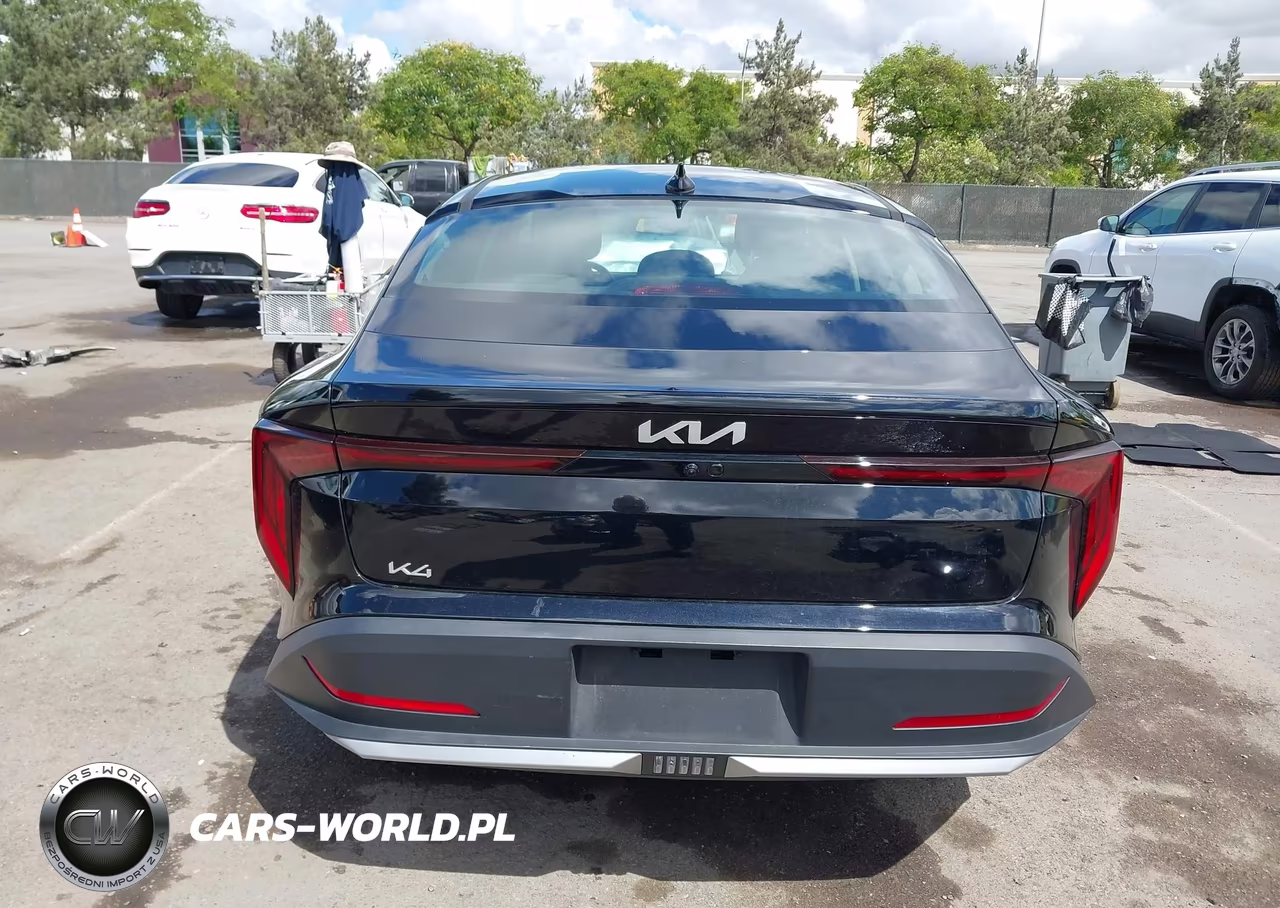 2025 Kia K4 Lxs VIN:3KPFT4DE8SE032008 - 17
