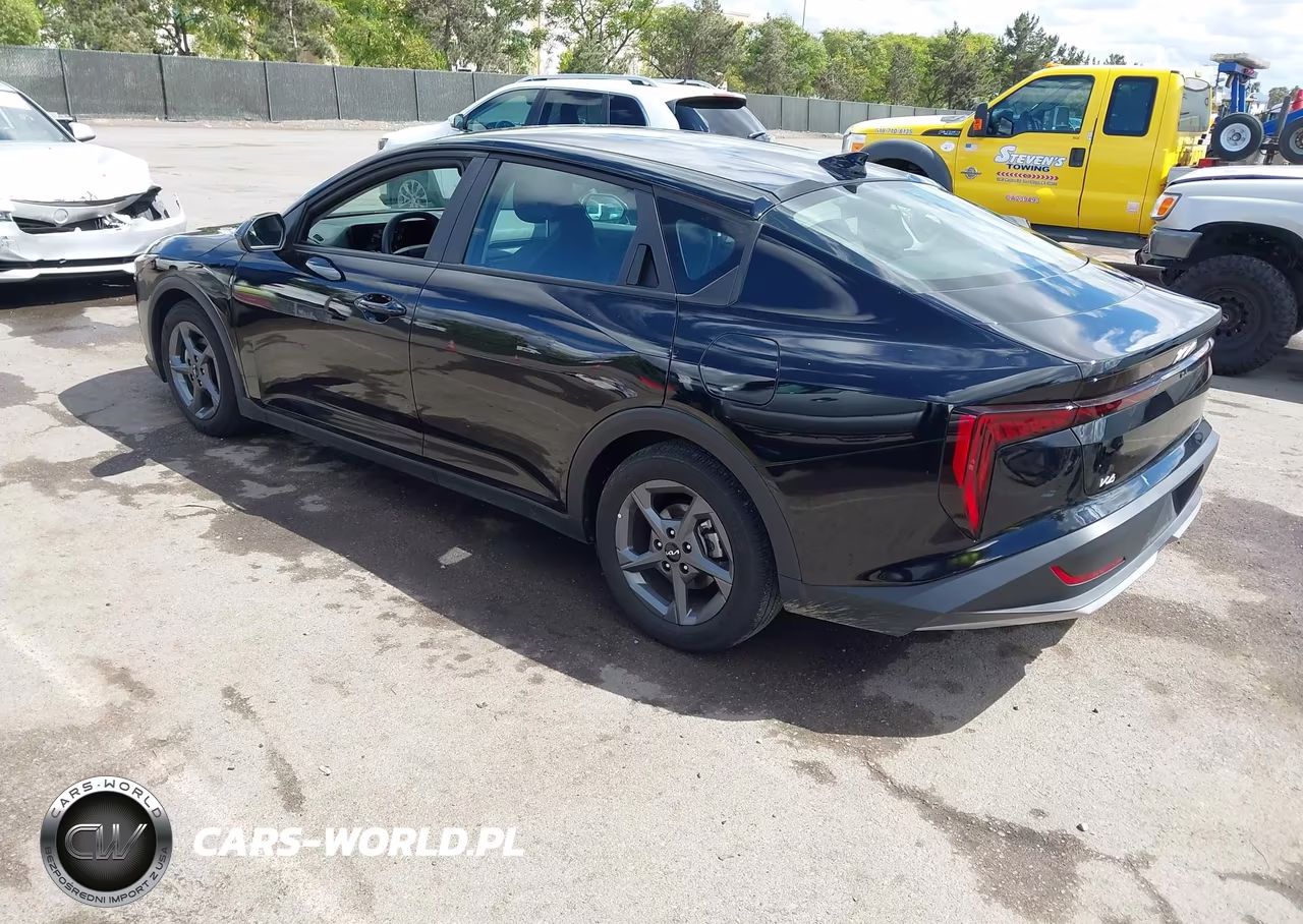 2025 Kia K4 Lxs VIN:3KPFT4DE8SE032008 - 3