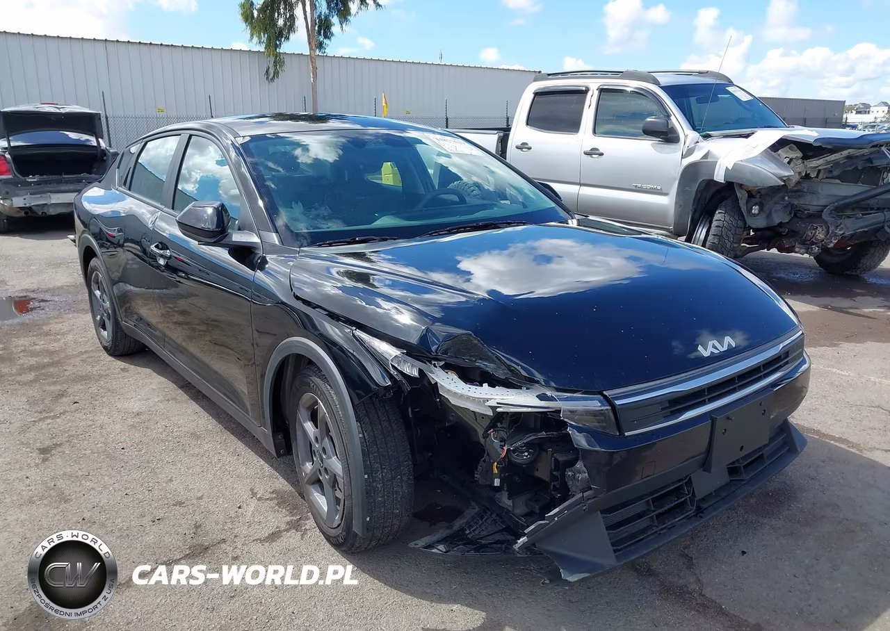 2025 Kia K4 Lxs VIN:3KPFT4DE8SE032008 - 6