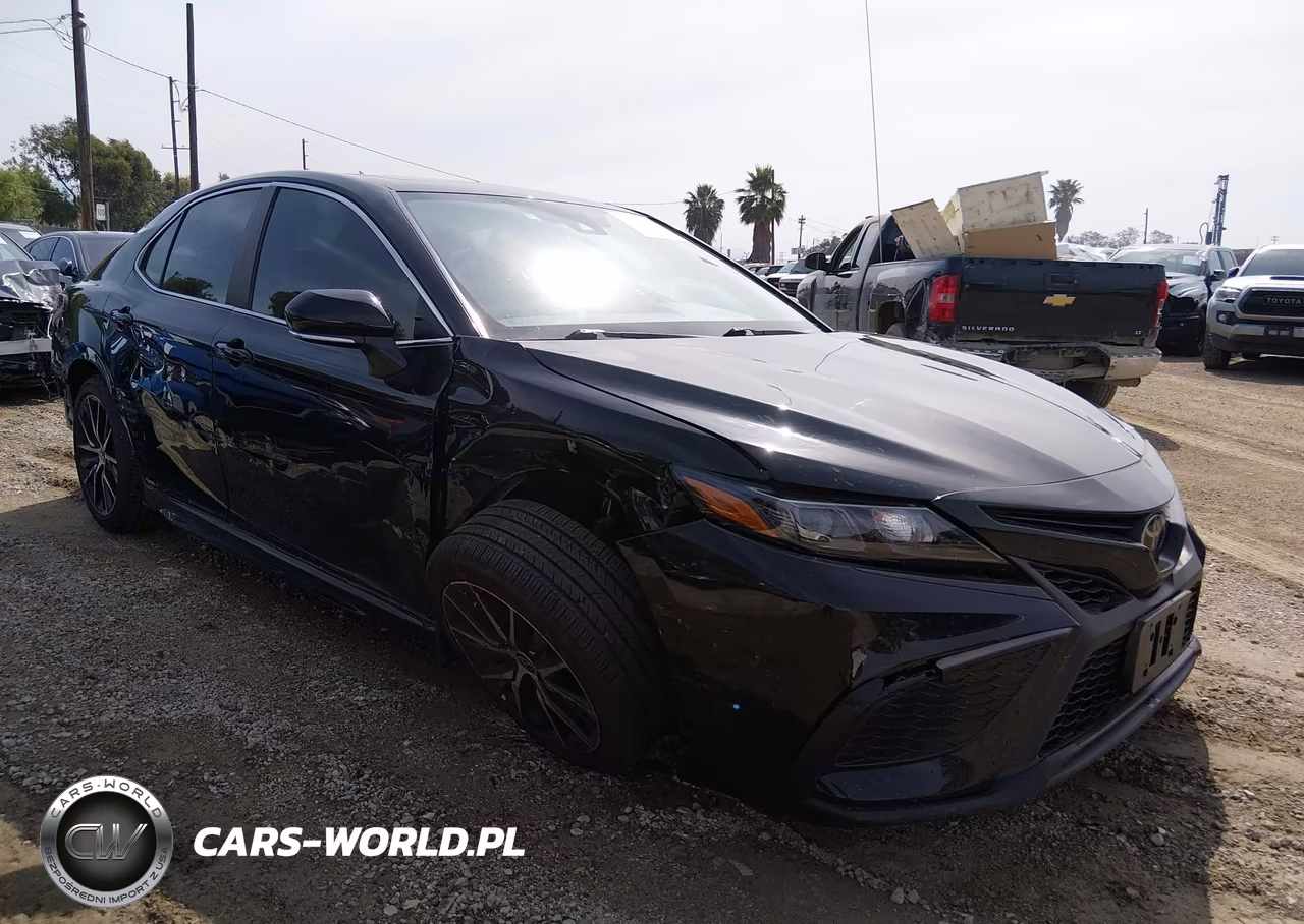 2022 Toyota Camry Se