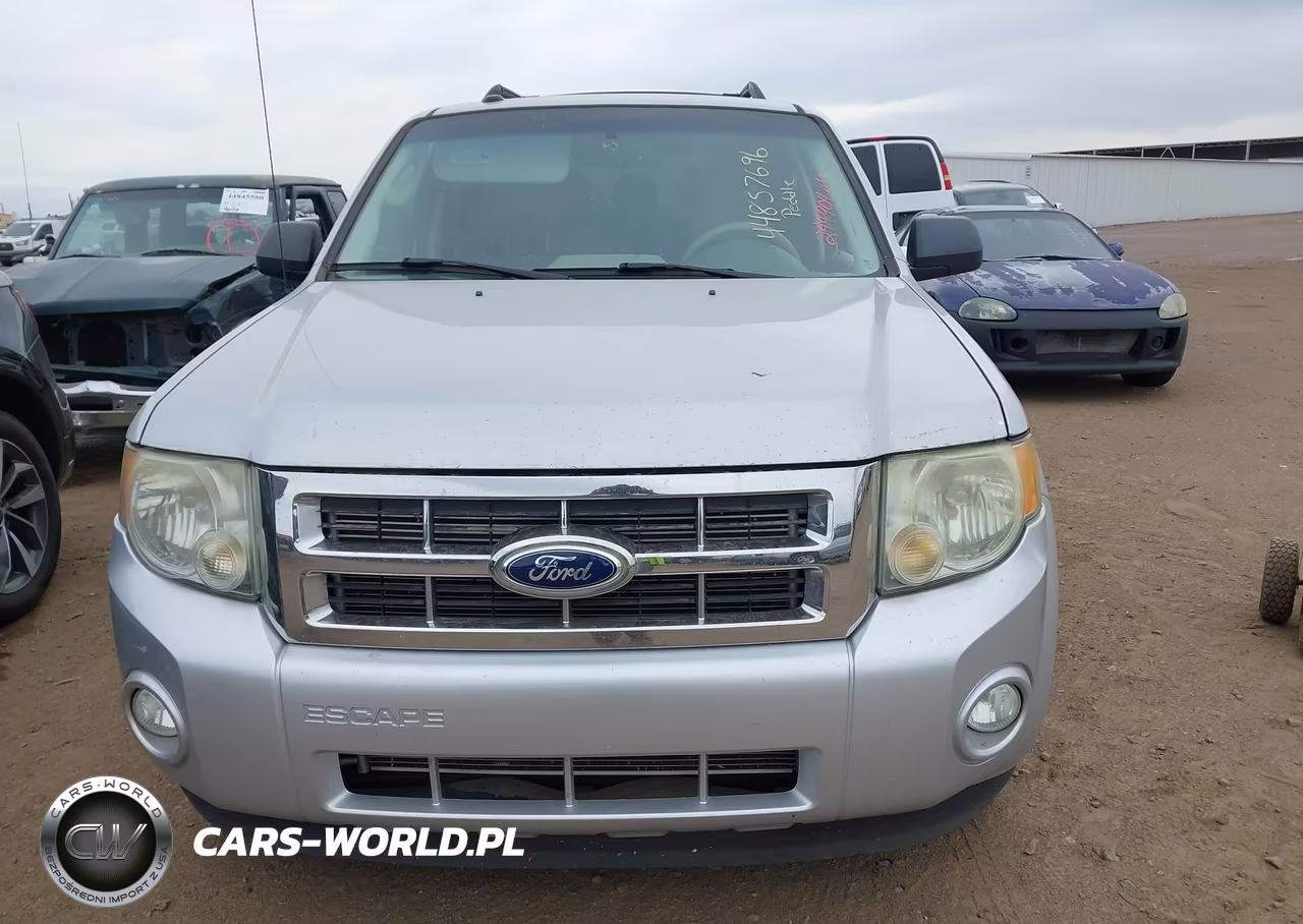 2011 Ford Escape Xlt VIN:1FMCU0D7XBKB35613 - 6