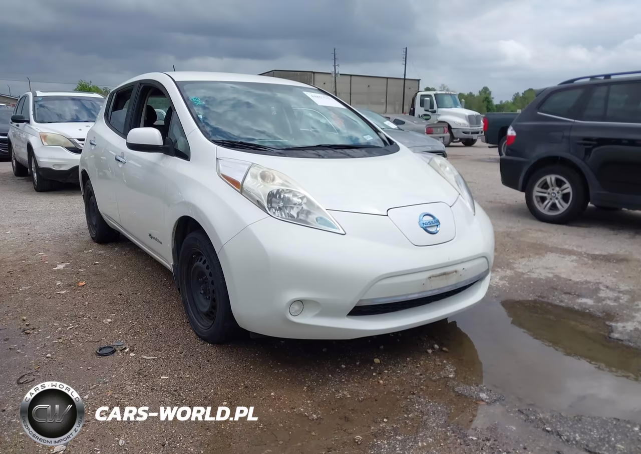 2016 Nissan Leaf S