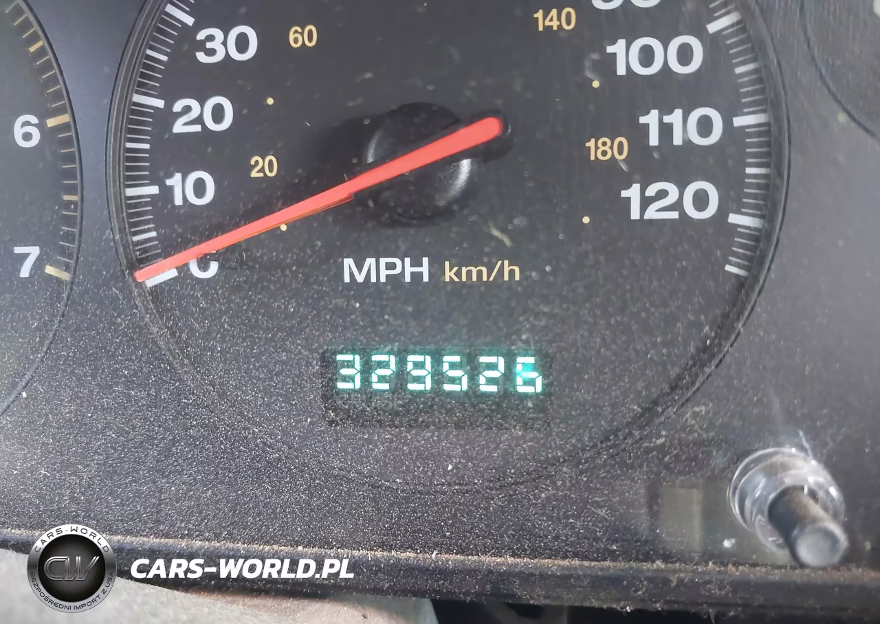 2001 Jeep Grand Cherokee Laredo VIN:1J4GX48SX1C736588 - 16