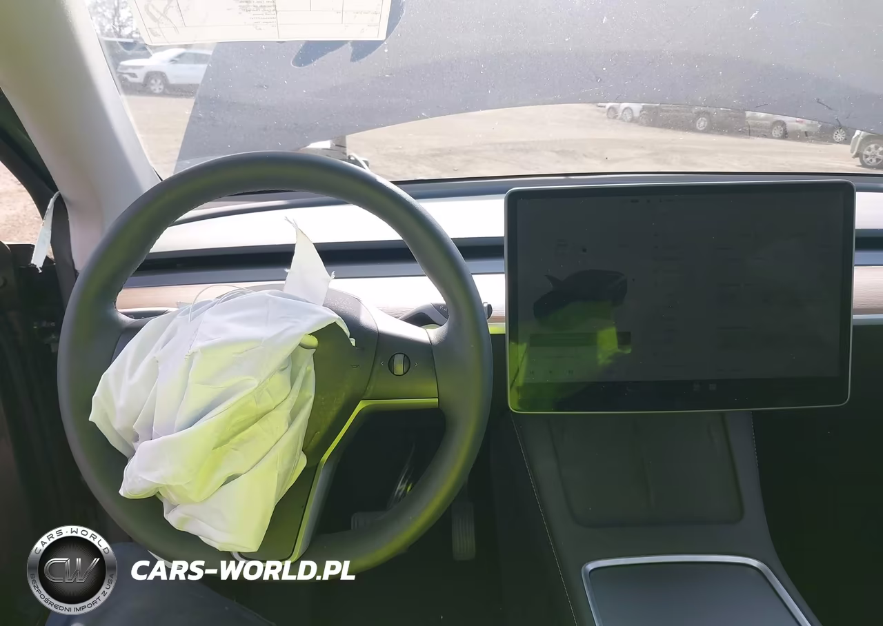 2023 Tesla Model Y Awd-Long Range Dual Motor All-Wheel Drive VIN:7SAYGDEE5PA045649 - 17