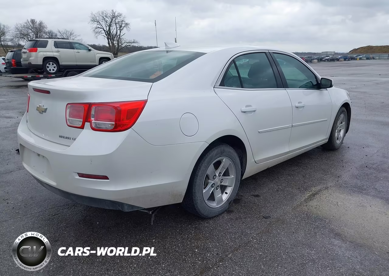2015 Chevrolet Malibu 2Lt VIN:1G11D5SL6FF344895 - 4