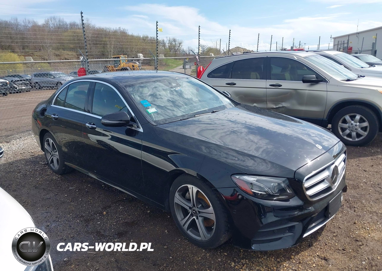 2019 Mercedes-Benz E 300