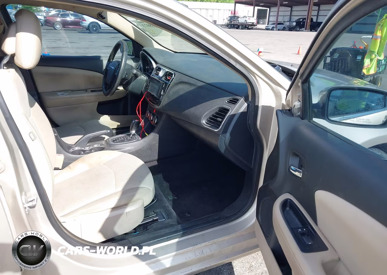 2013 Chrysler 200 Lx VIN:1C3CCBAB7DN686129 - 5