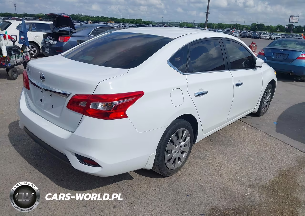 2016 Nissan Sentra S VIN:3N1AB7AP6GY213296 - 4