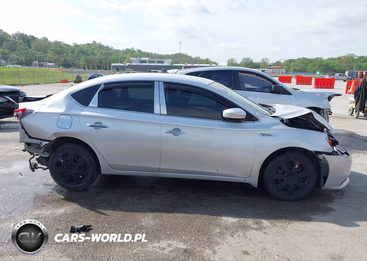 2018 Nissan Sentra S VIN:3N1AB7AP7JY301930 - 14