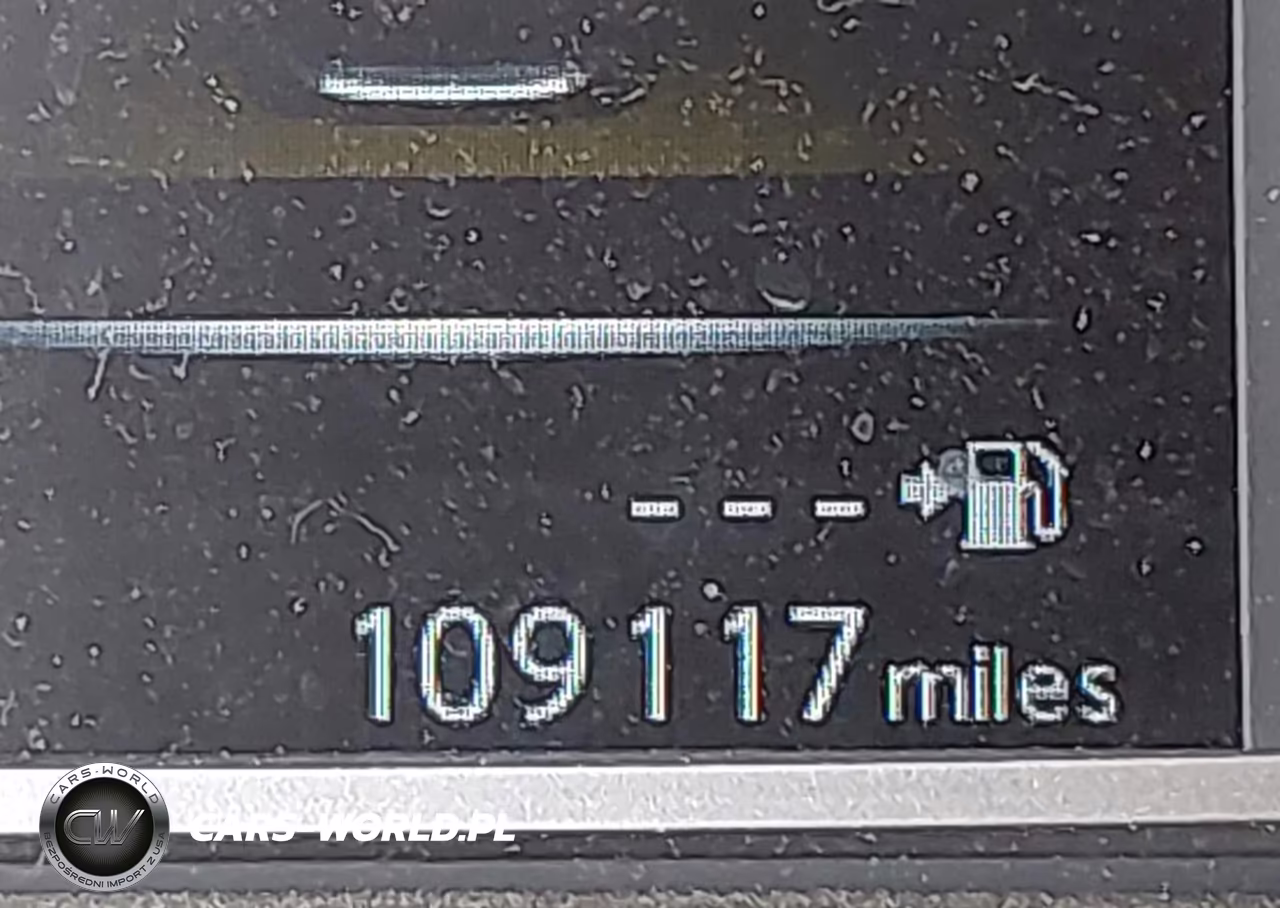 2018 Nissan Sentra S VIN:3N1AB7AP7JY301930 - 16
