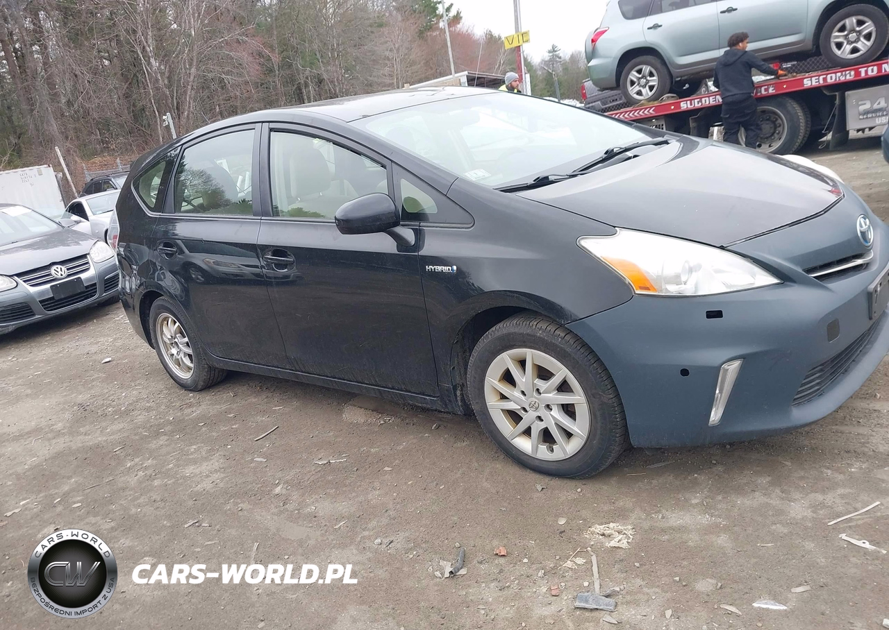 2014 Toyota Prius V Three