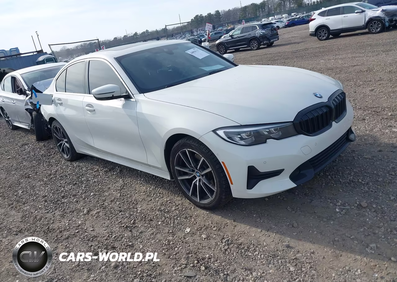 2020 BMW 330I xDrive – zdjęcie 1 z 18