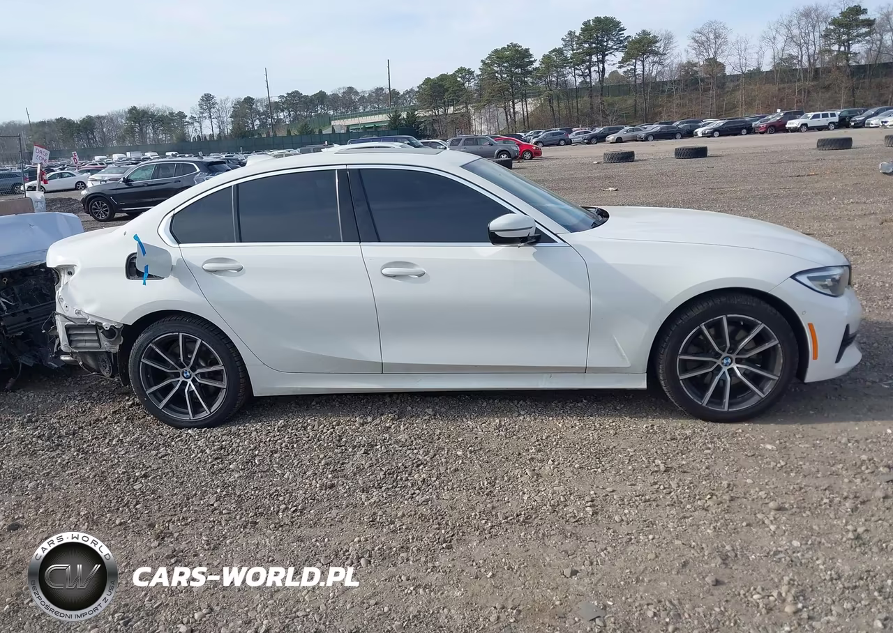 2020 BMW 330I xDrive VIN:3MW5R7J09L8B17781 - 13