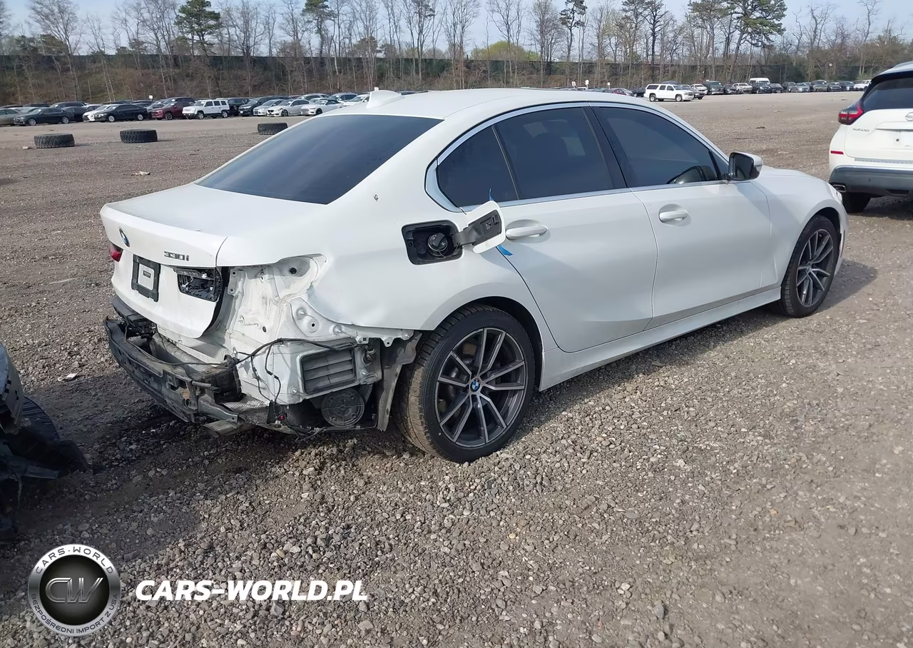 2020 BMW 330I xDrive VIN:3MW5R7J09L8B17781 - 4