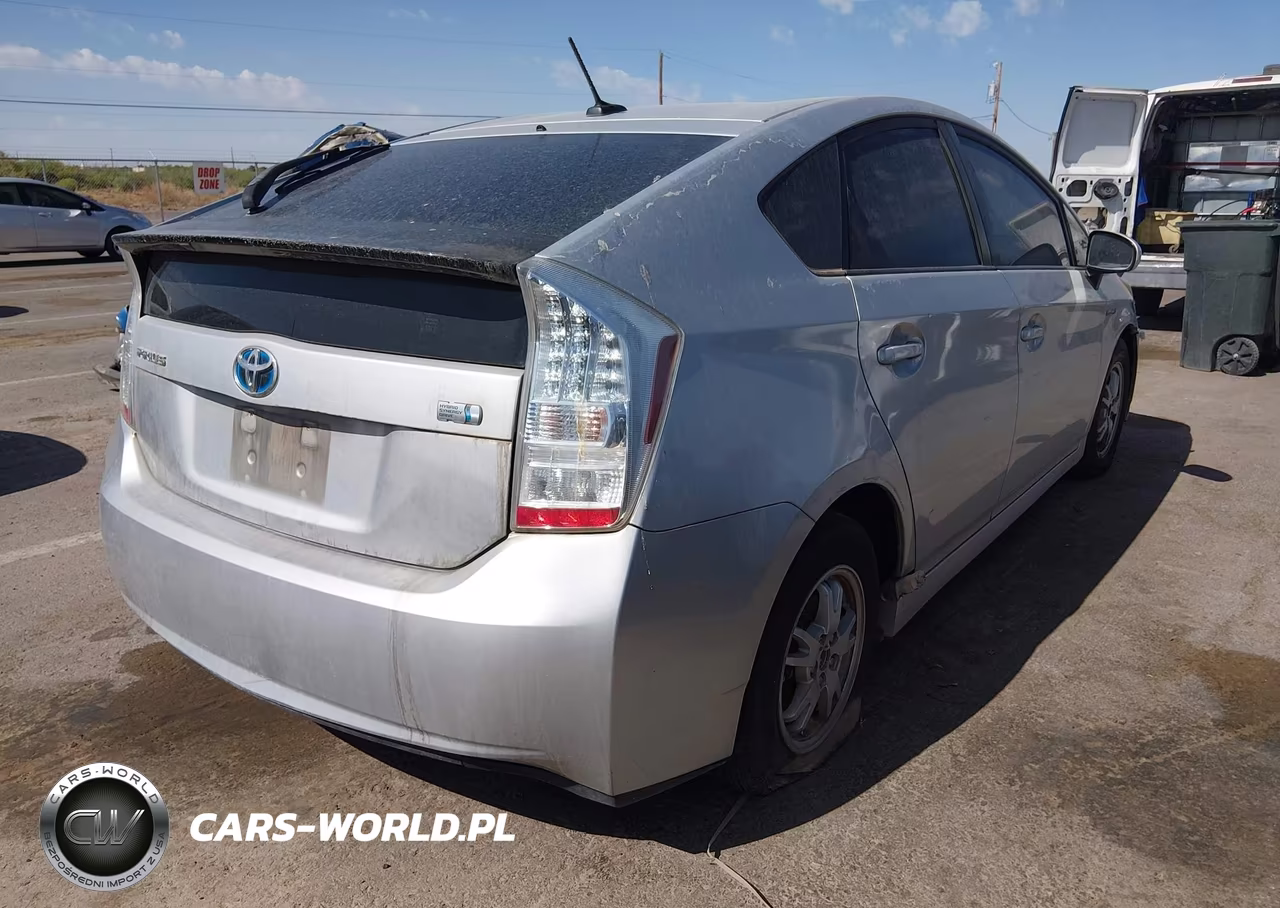 2010 Toyota Prius Iii VIN:JTDKN3DUXA0032626 - 4