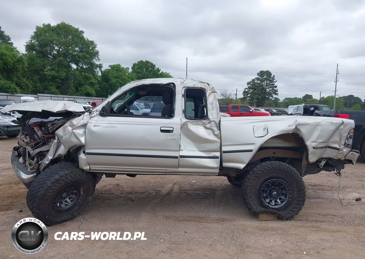 2000 Toyota Tacoma VIN:4TAWM72N1YZ631178 - 15