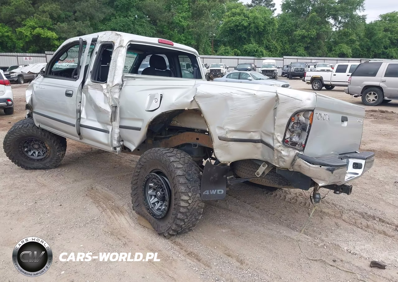 2000 Toyota Tacoma VIN:4TAWM72N1YZ631178 - 3