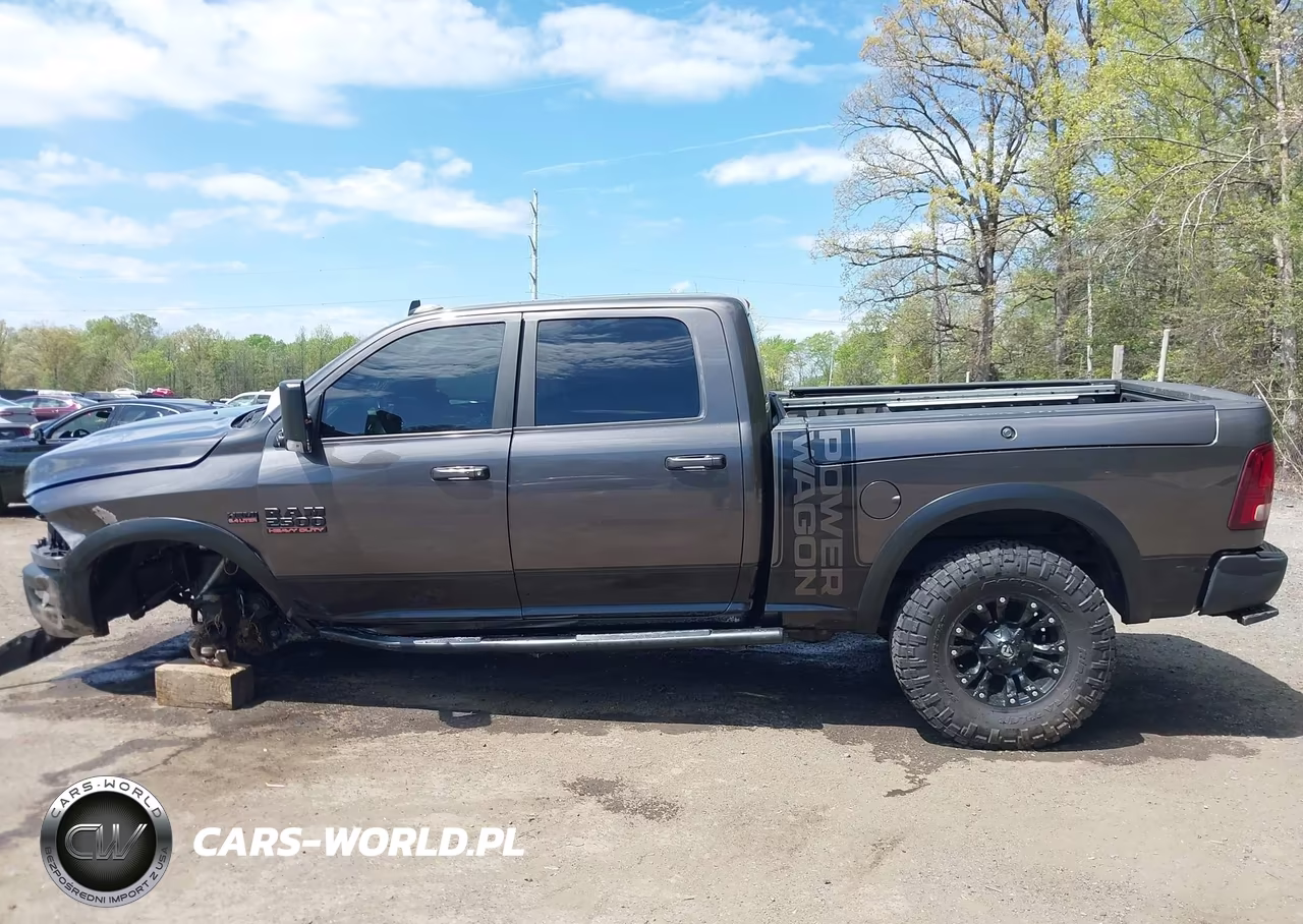 2017 Ram 2500 Power Wagon 4X4 6'4 Box VIN:3C6TR5EJ3HG749116 - 14