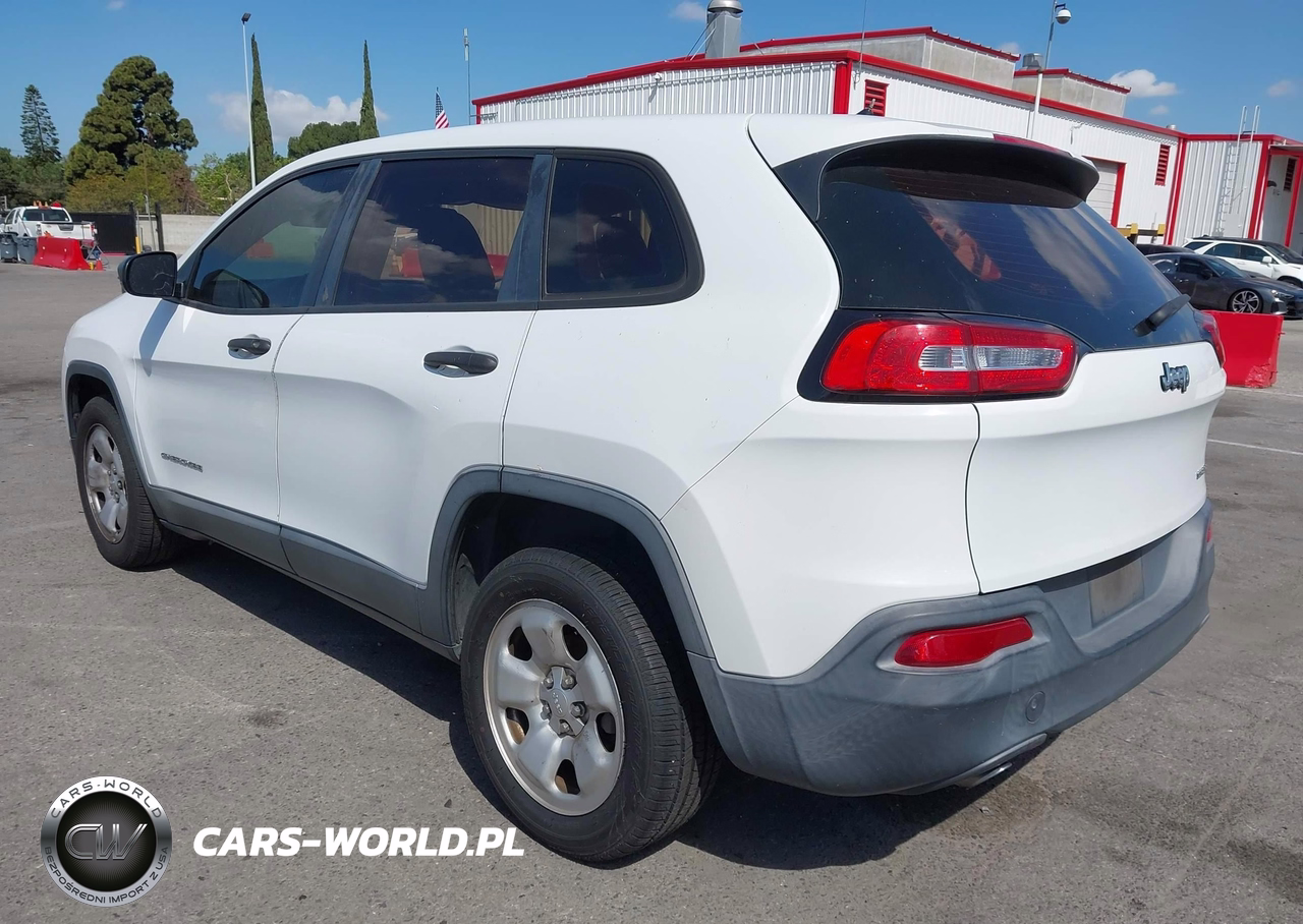 2015 Jeep Cherokee Sport VIN:1C4PJLAB5FW566979 - 3