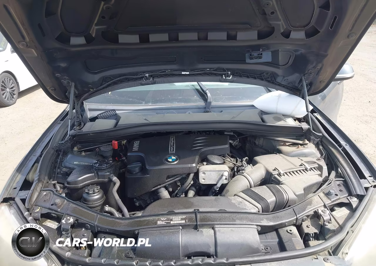 2014 BMW X1 xDrive28I VIN:WBAVL1C55EVR95134 - 10